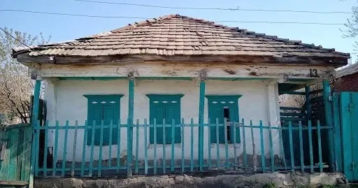 Лисичанськ, 2020 рік. Ромби на лиштві