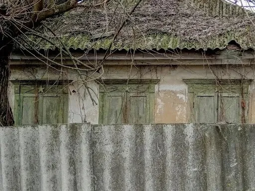 Смолянинове, подібної різьби на лиштві більше не бачив