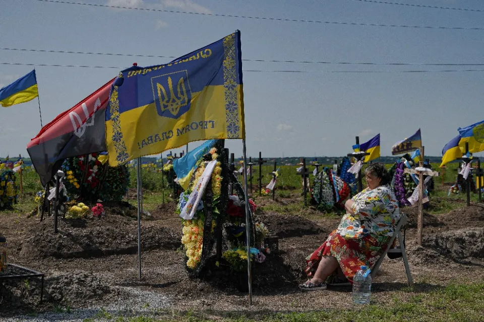 Фото зроблене Євгеном Васильєвим на кладовищі у Дніпрі