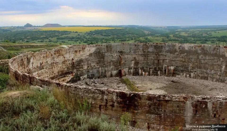 Рештки Вовчоярівської перекачувальної станції.