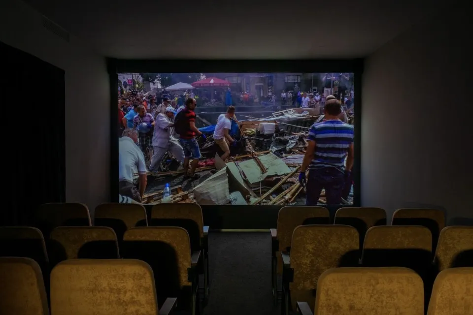 Виставка Пьотра Армяновського Історія Стосунків у PinchukArtCentre, кураторка Олександра Погребняк