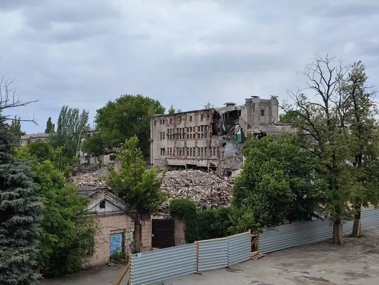 хлібокомбінат Луганськ