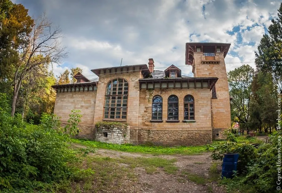 садиба Мсциховського