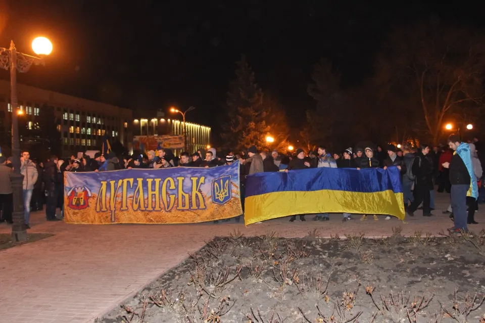 Майдан в Луганську. Фото з архіву героїні