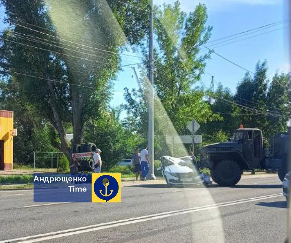 ДТП за участю окупантів у Маріуполі: загинув цивільний (фото)