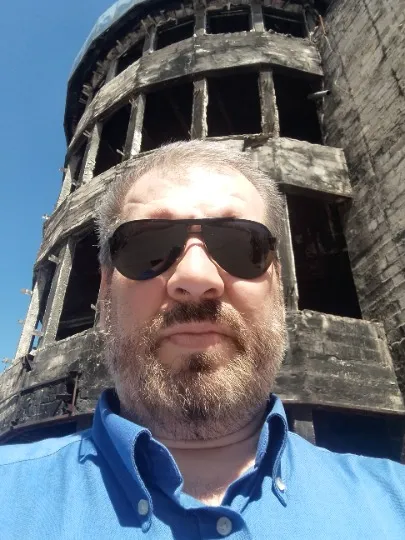 Анатолій Левченко в окупованому Маріуполі, 2023 рік