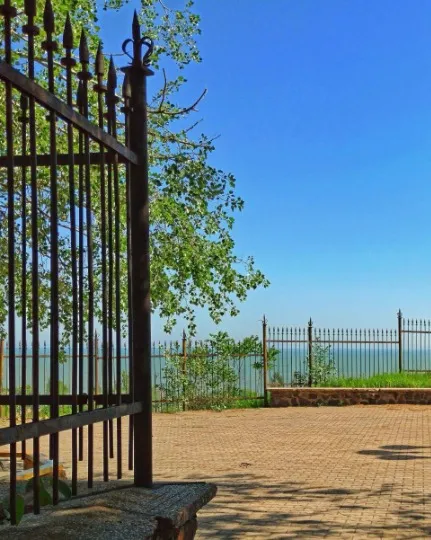 база відпочинку “Санаторій-профілакторій Здоров’я”