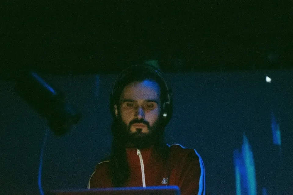 Антон Лапов