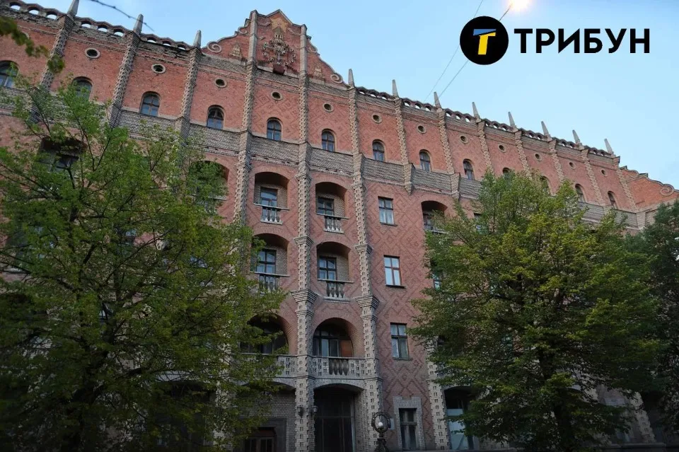 готель Україна в окупованому Луганську