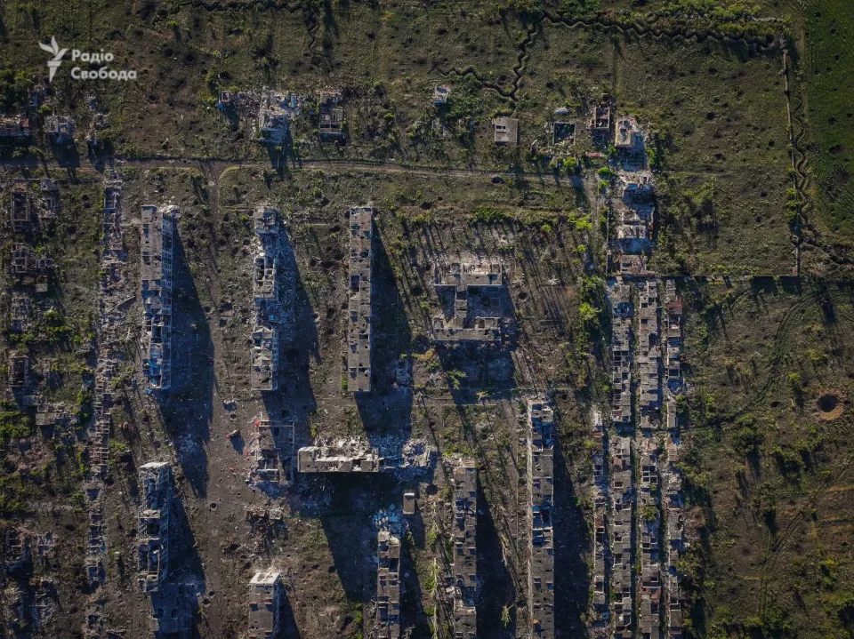 залишки мікрорайону Канал Часів Яр Донеччина