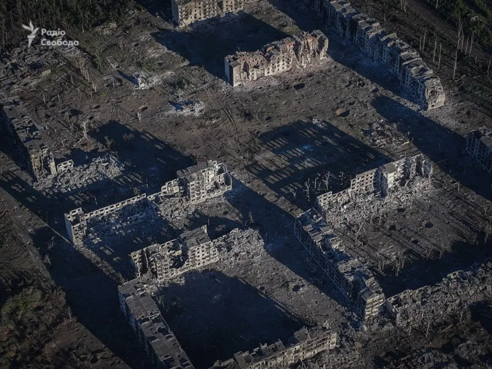 залишки мікрорайону Канал Часів Яр Донеччина