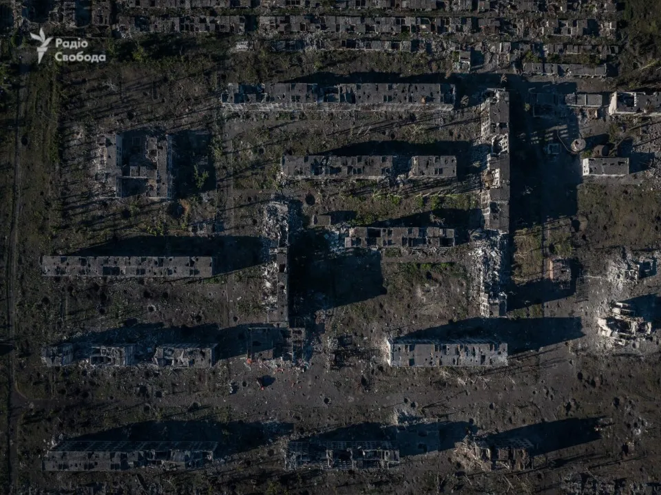 залишки мікрорайону Канал Часів Яр Донеччина