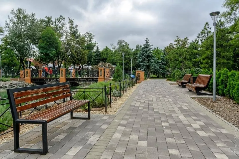 парк Веселка в Маріуполі до окупації