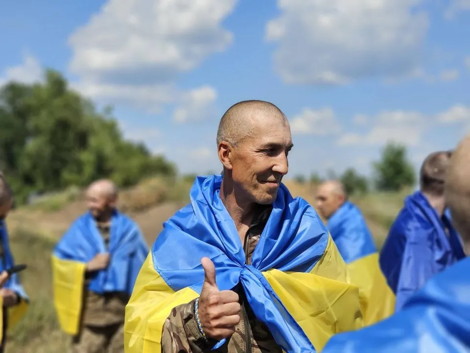 З  російського полону повернули 95 українських військових