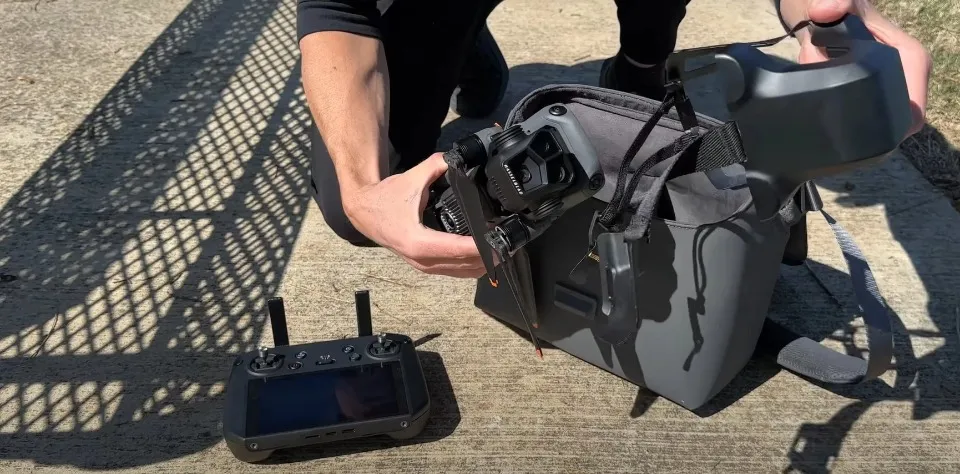 Квадрокоптер DJI Mavic 3 Pro