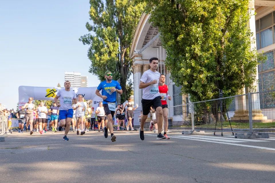У Києві відбувся забіг Біжу за мову на підтримку українців в окупації (фото)
