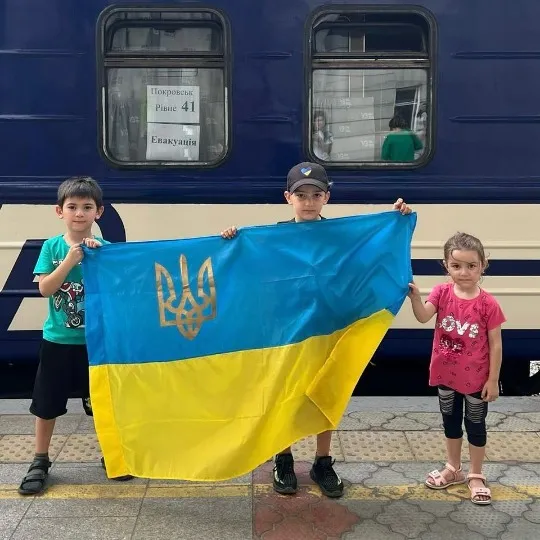 евакуація з Покровська на Донеччині