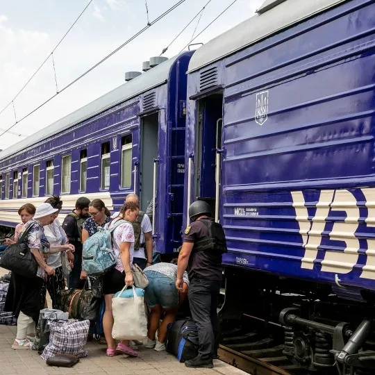 евакуація з Покровська на Донеччині