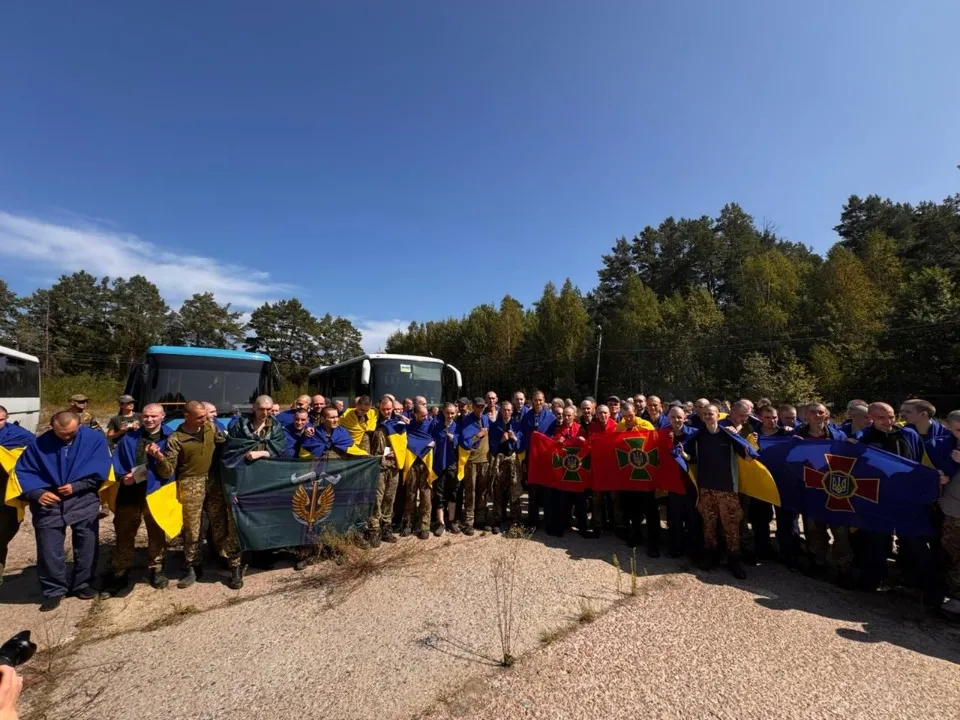 обмін 24 серпня