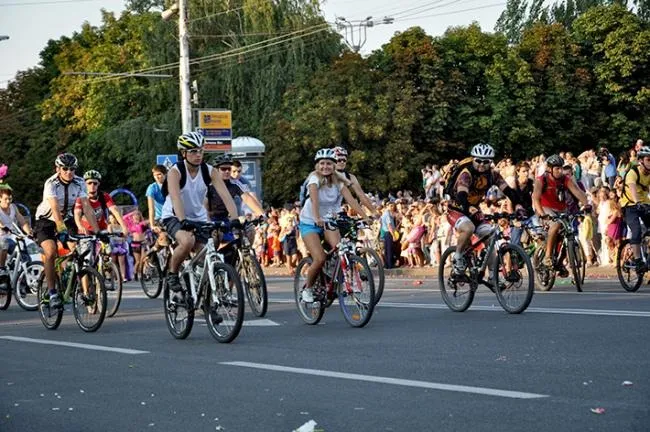 день донецька 2013 карнавал