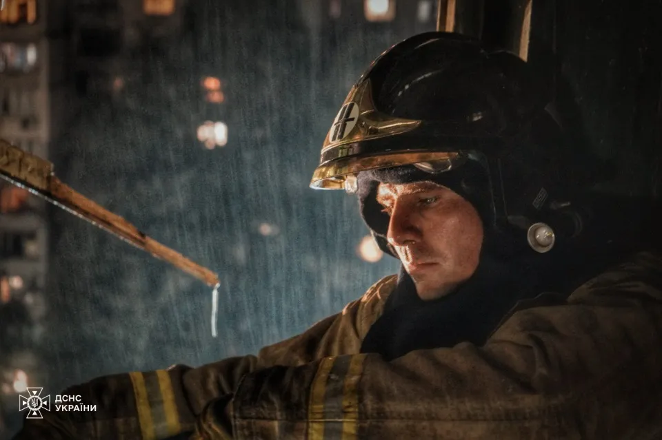 рятувальник ДСНС