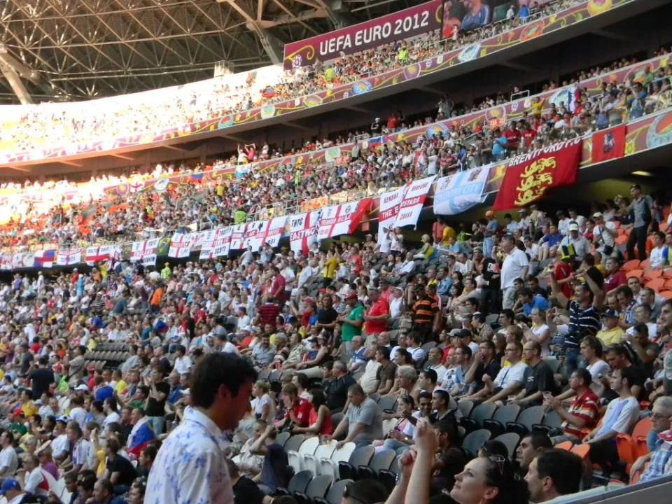 “Донбас Арена”.