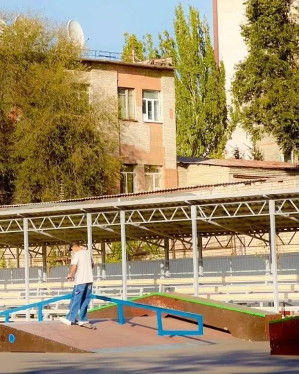 Луганськ, центр міста, осінь 2024