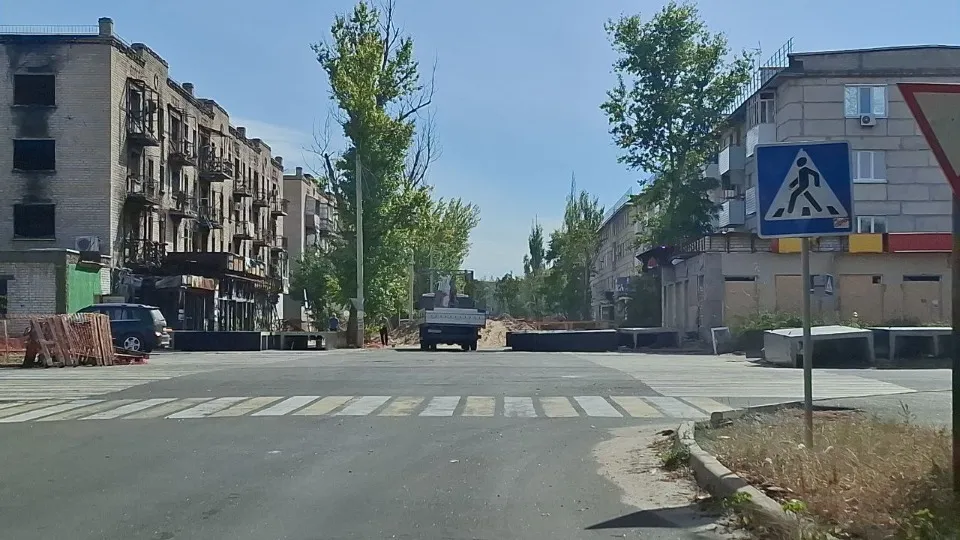 Сіверськодонецьк (Сєвєродонецьк), перетин вулиць Танкістів та Федоренка