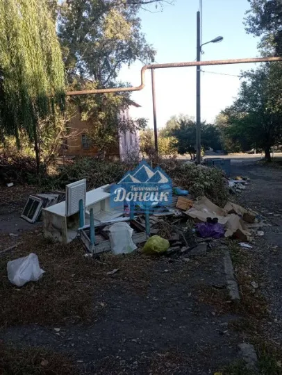 вул. Лавреньова, 29 в Донецьку