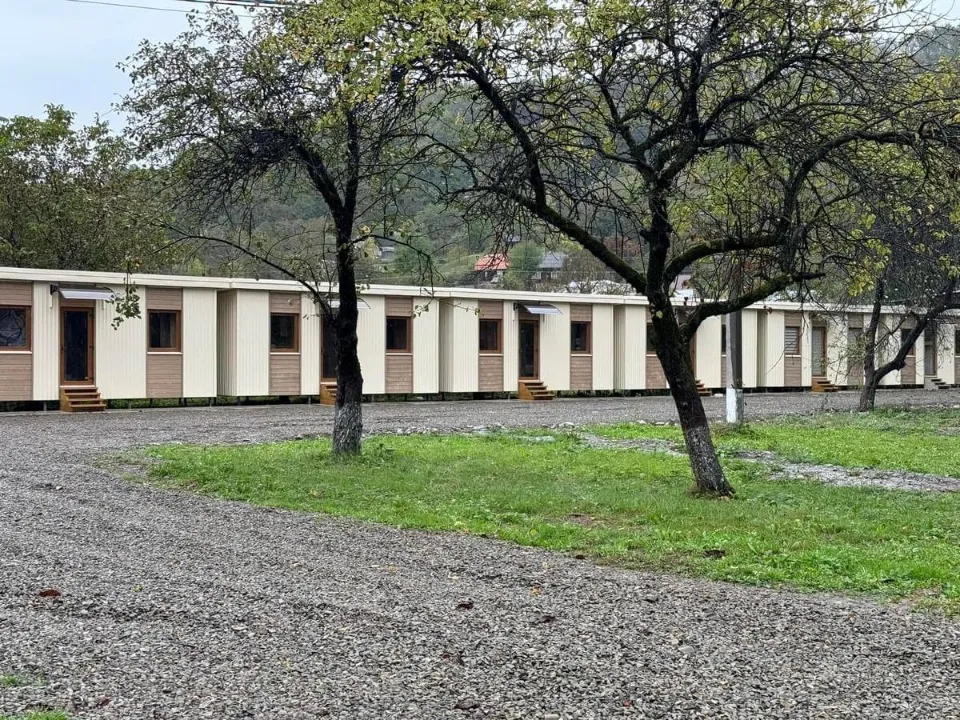 Модульне містечко у селі Нересниця на Закарпатті для ВПО