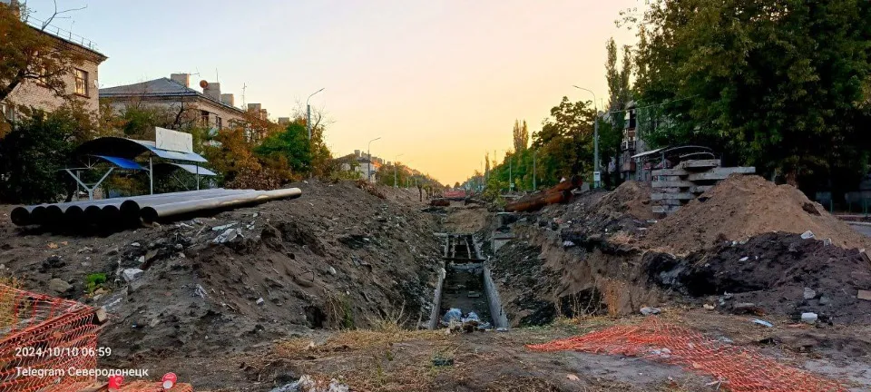 Сєвєродонецьк, На проспекті Хіміків (перехрестя з вулицею Танкістів) триває ремонт центральної магіс