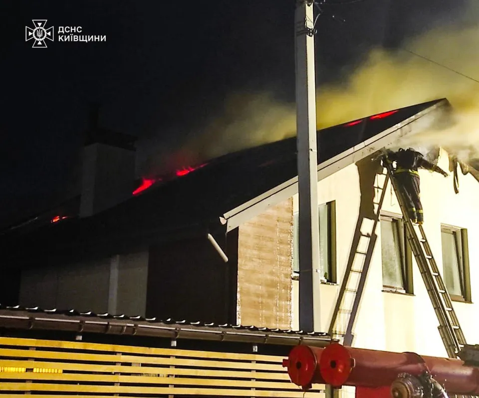 наслідки ворожої атаки дронами на Київщині