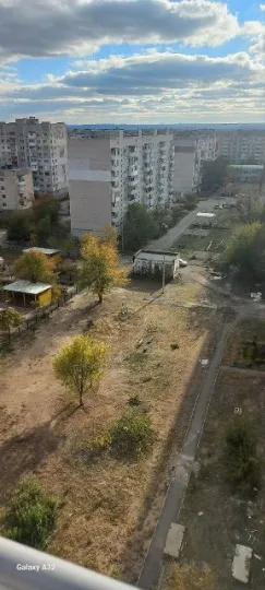 свіжі знімки з окупованого Сіверськодонецька, на яких можна побачити житлові будинки в нових районах