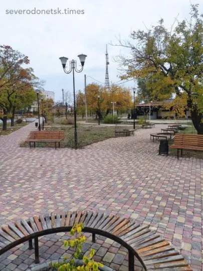 Сіверськодонецьк, Сєвєродонецьк. Сквер ім. Сергія Губанова (кол. Горького)