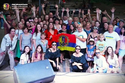 Гуртожитки у м. Київ: вул. Миколи Ушакова 8-А та вул. Левка Лук'яненка 2-З