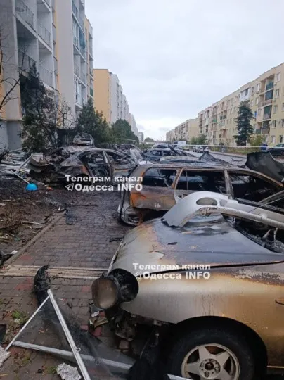 Наслідки влучання в житловий комплекс 7 небо в Одесі