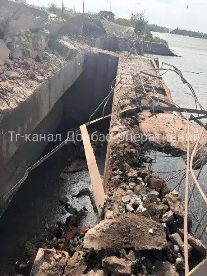 Тернівська дамба Курахівського водосховища на Донеччині