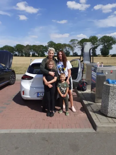 Одна з сімей, яку забрала Хейді до Данії