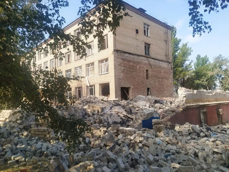 Зруйнована школа Краматорськ