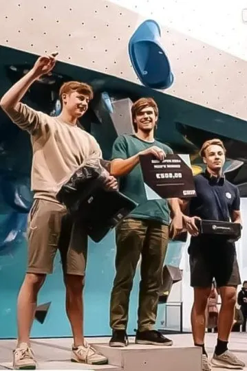 Сіверськодонеччанин Марк Шутько став призером міжнародного турніру зі скелелазіння