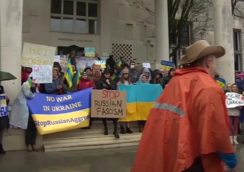 Скрін з відео словенського ТБ