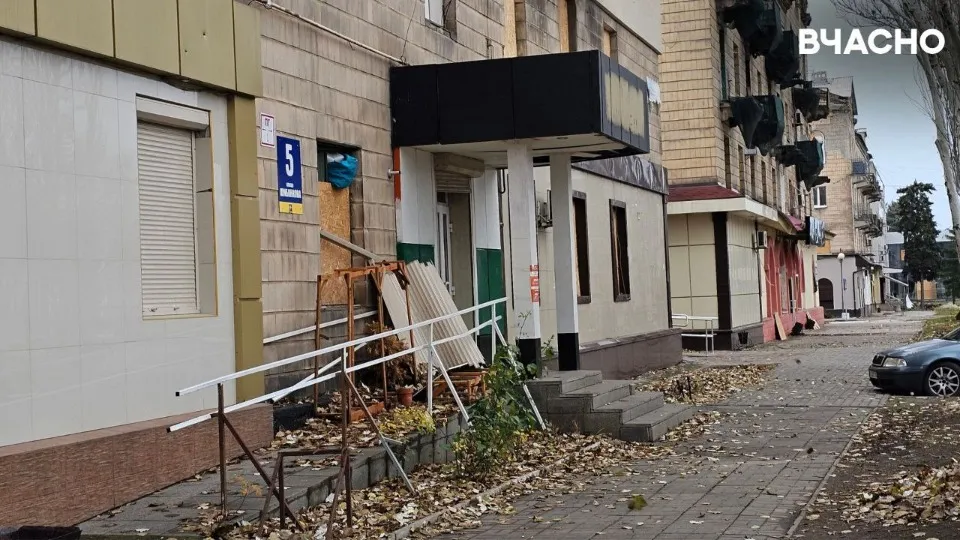 Центральна площа Покровська