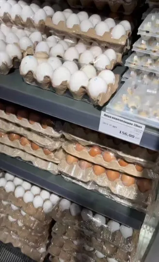 ціни на продукти в одному з магазинів у Маріуполі