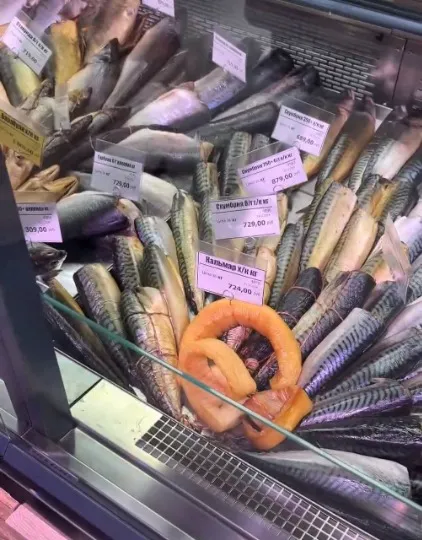 ціни на продукти в одному з магазинів у Маріуполі