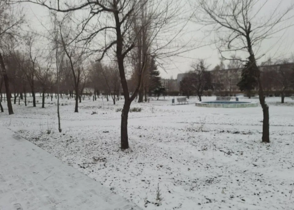 Центральний проспект в Сіверськодонецьку у грудні 2024 року: