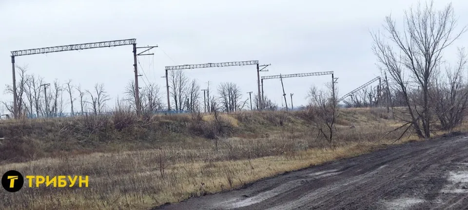 Селище Новолуганське