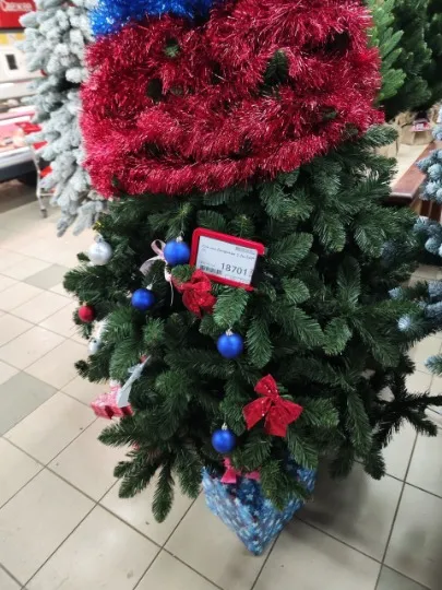 ціни на ялинки в Луганську