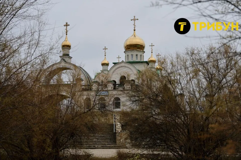 Свято-Успенський храм на 7-му мікрорайоні Рубіжне