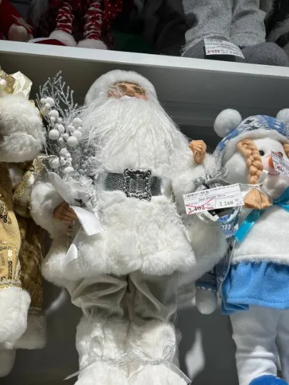 іграшки на ялинку у Донецьку