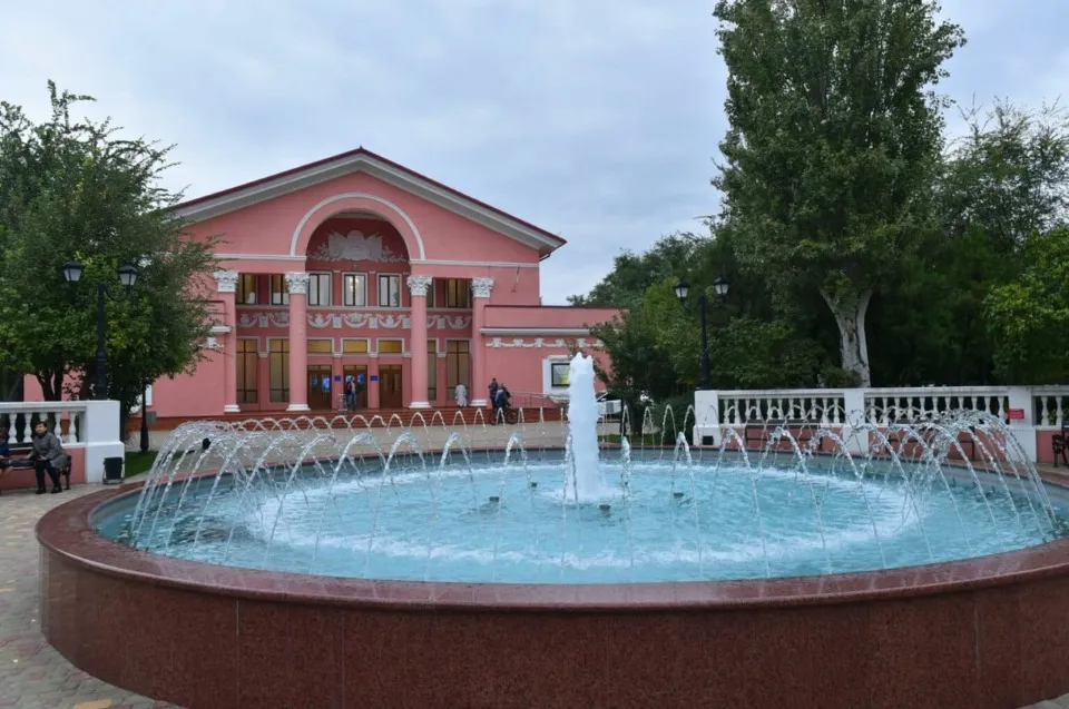 Луганський драмтеатр